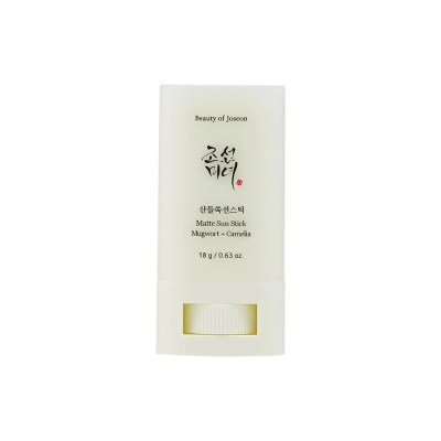 Beauty of Joseon Matte Sun Stick: Mugwort + Camelia SPF 50+ PA++++ alt="Beauty of Joseon Matte Sun Stick Mugwort + Camelia SPF 50+ PA++++ – protector solar en barra de acabado mate con artemisa y camelia, ideal para piel grasa, control de brillo y fácil aplicación Modum Chile"