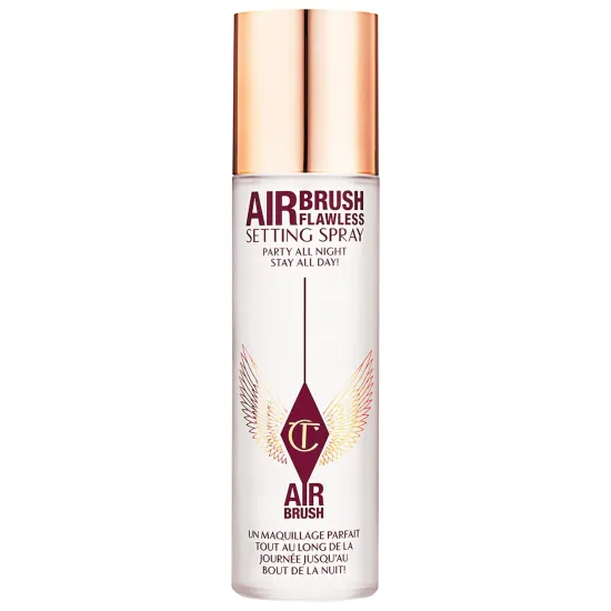 Charlotte Tilbury setting airbrush spray en modum