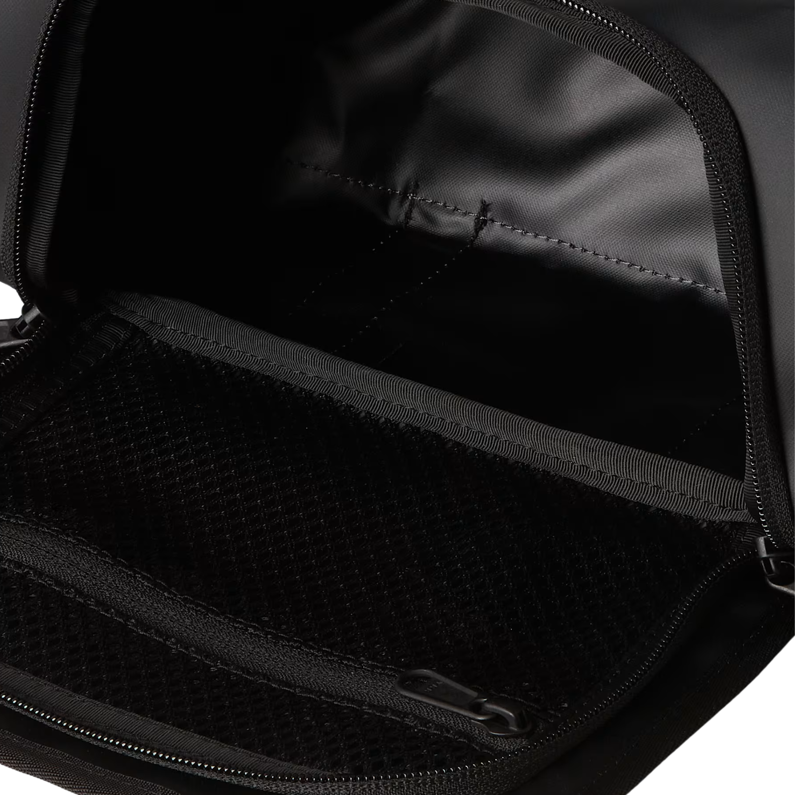 Base Camp Duffel Shoulder Bag 4 Base Camp Duffel Shoulder Bag - Imagen 4